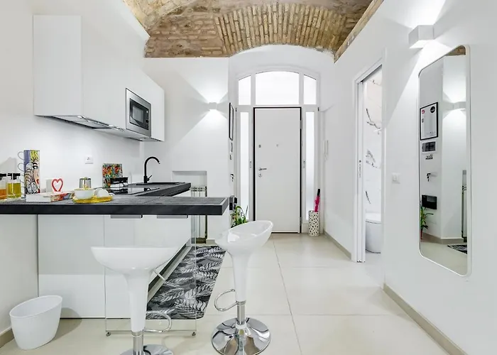 Apartment Scipioni Charming Studio Patio Near The Vatican And The Metro