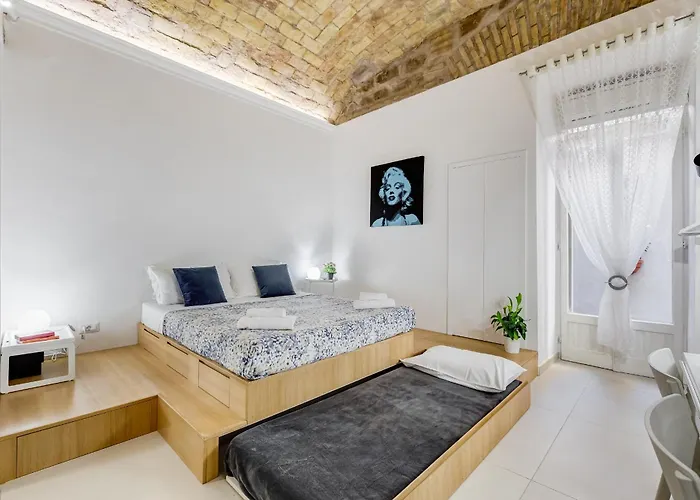 Apartment Scipioni Charming Studio Patio Near The Vatican And The Metro Rome